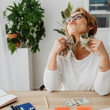 Budgeting-for-small-business-Administrator-Aid